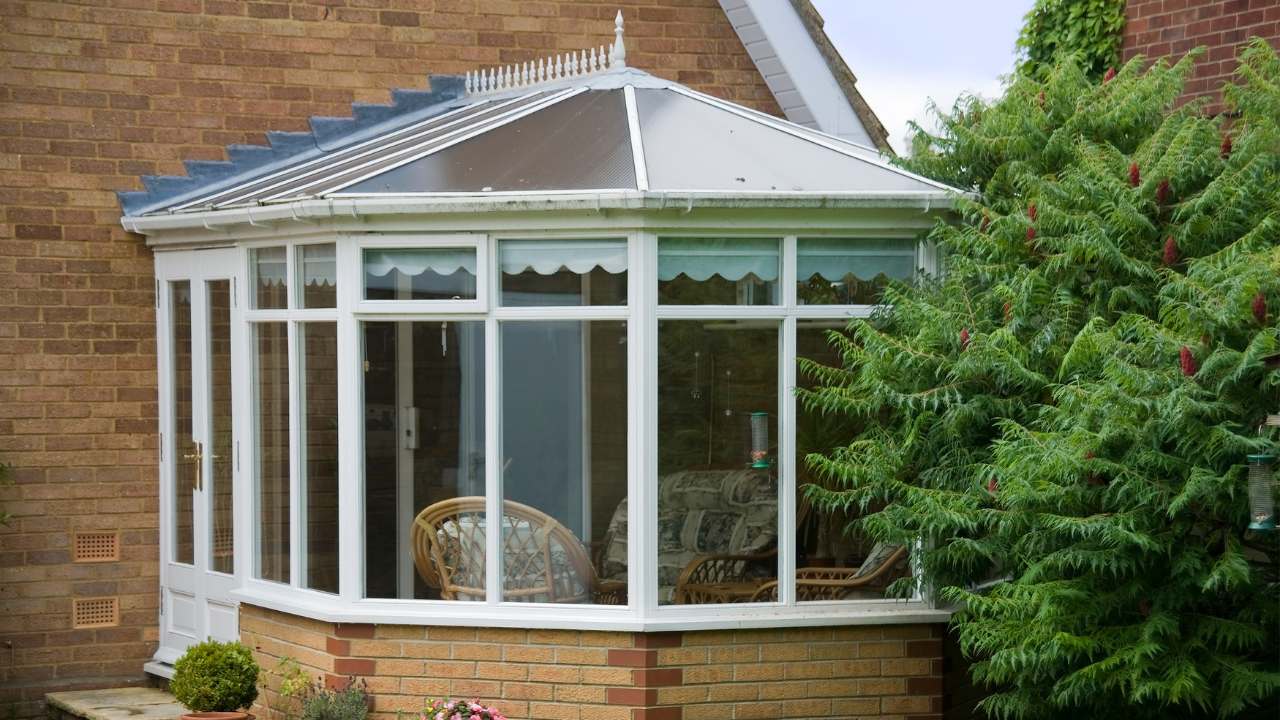 687a438eadddcd6c9e4af124 when is a conservatory the better choice